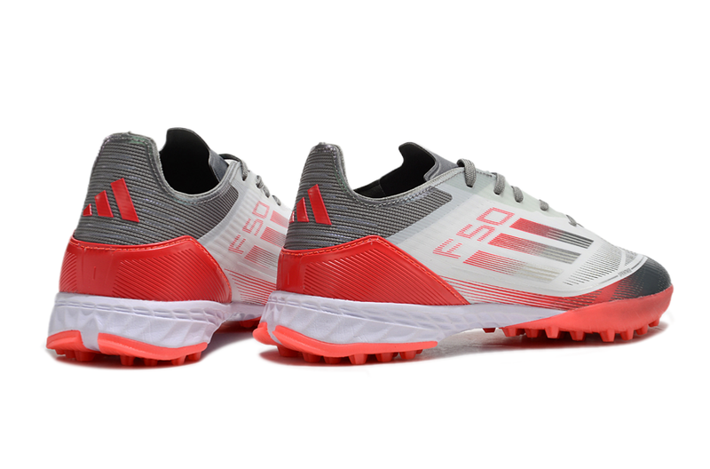 Chuteira Society Adidas F50 TF Branca, Cinza e Vermelha