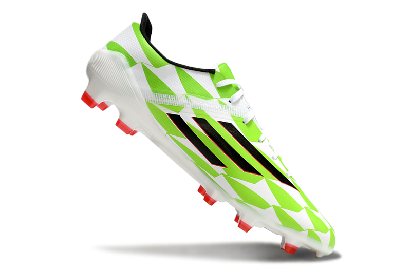 Chuteira Campo Adidas F50 Adizero FG Branca, Verde e Preto
