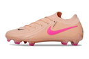 Chuteira Campo Nike Phantom GX 2 Elite FG Rosa