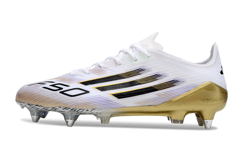 Chuteira Campo Adidas F50 Ponta de Aluminio Branco, Preto e Dourado