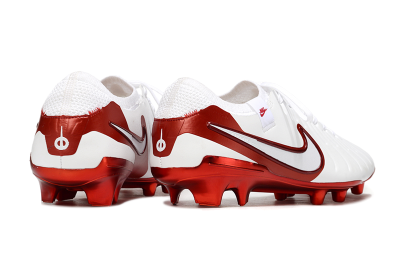 Chuteira Campo Nike Tiempo Legend 10 Elite FG Branca e Vermelha "Chromatic"