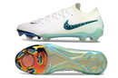 Chuteira Campo Nike Phantom GX 2 Elite FG Branca e Verde "Chromatic"