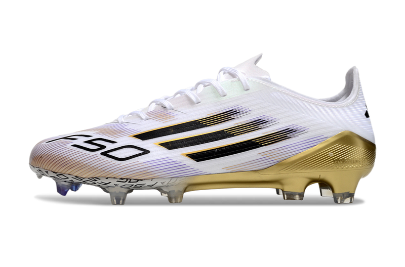 Chuteira Campo Adidas F50 FG Branca e Dourada