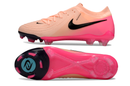 Chuteira Campo Nike Phantom GX 2 Elite FG Rosa e Preto "Prism Pack"