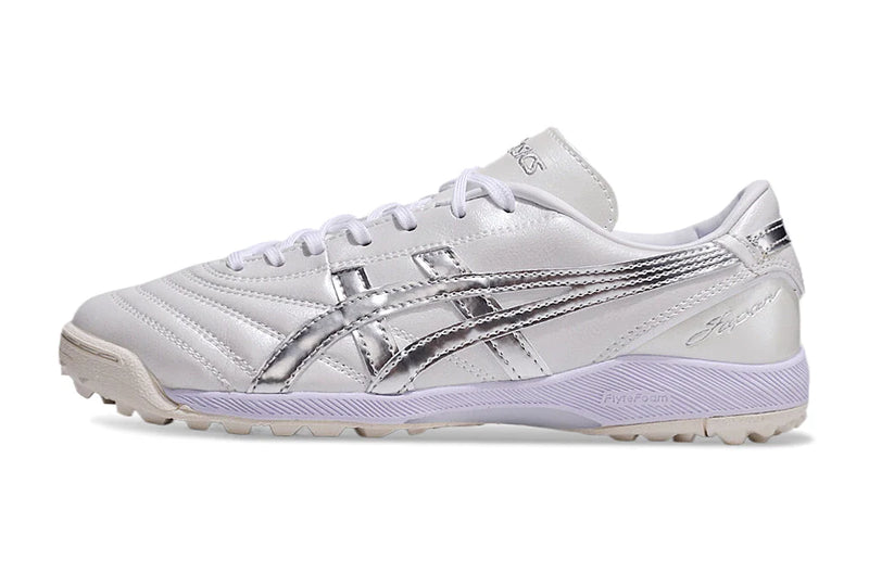 Chuteira Society Asics Japan TF Branca e Prata