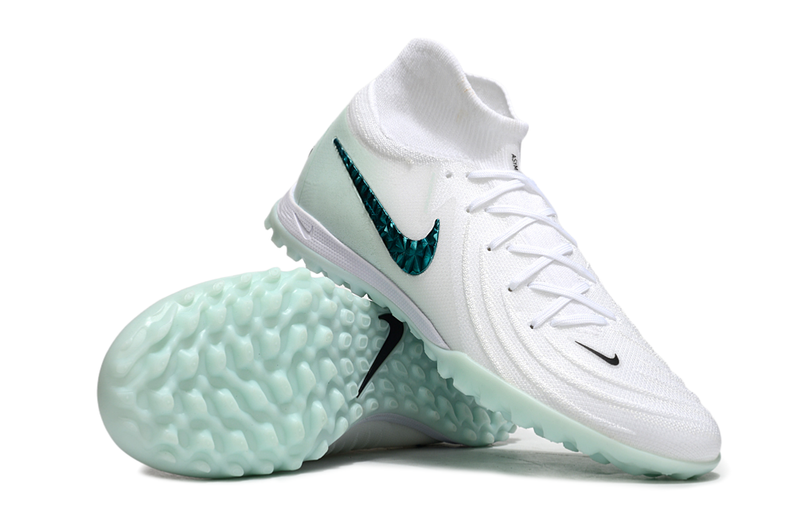 Chuteira Society Nike Phantom Luna 2 Elite TF Branco e Verde "Chromatic"