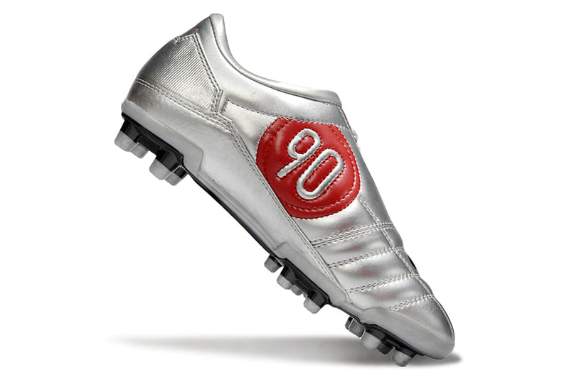 Chuteira Campo Nike Total 90 FG Prata e Vermelha