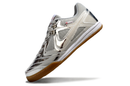 Chuteira Futsal Supreme X Nike SB Gato IC Prata