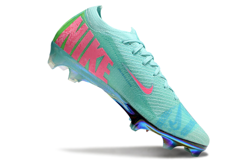 Chuteira Campo Nike Air Zoom Mercurial Vapor 16 Elite FG Verde e Rosa "Cosmic Pack"