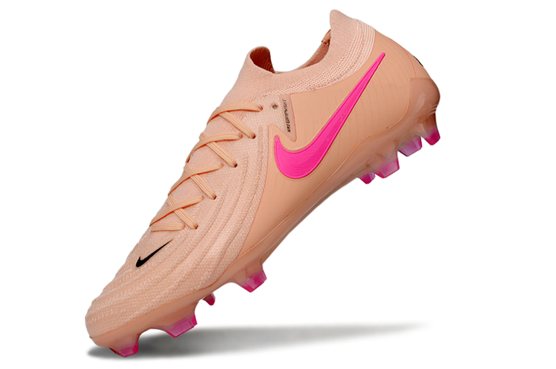 Chuteira Campo Nike Phantom GX 2 Elite FG Rosa
