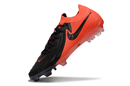 Chuteira Campo Nike Phantom GX 2 Elite FG Preta e Vermelha