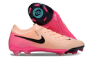 Chuteira Campo Nike Phantom GX 2 Elite FG Rosa e Preto "Prism Pack"