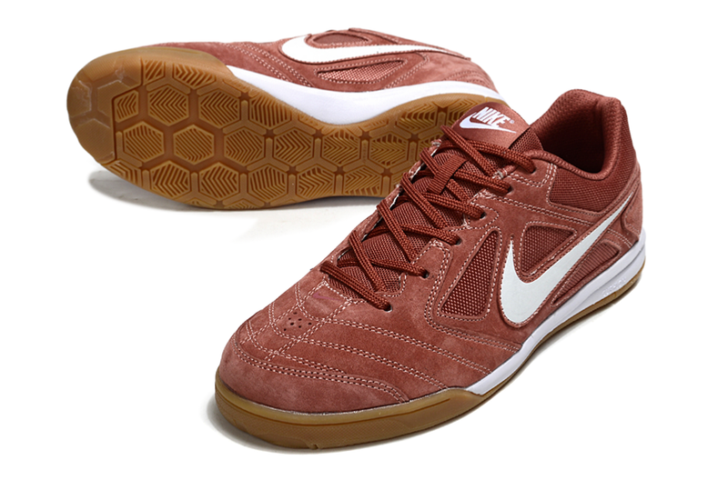 Chuteira Futsal Supreme X Nike SB Gato IC Marrom