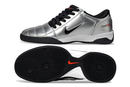 Chuteira Futsal Nike Total 90 IC Prata e Preto