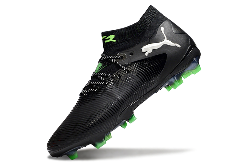 Chuteira Campo Puma Future 8 FG Preto e Verde