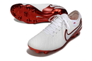 Chuteira Campo Nike Tiempo Legend 10 Elite FG Branca e Vermelha "Chromatic"