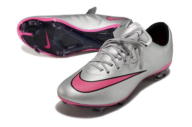 Chuteira Campo Nike Retrô Mercurial Vapor 10 FG Prata e Rosa