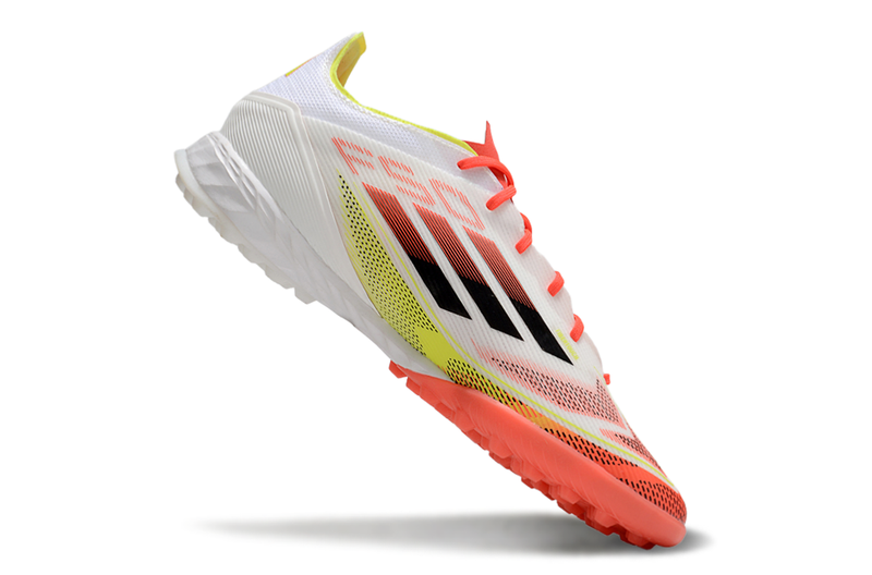 Chuteira Society Adidas F50 TF Branca, Laranja e Amarelo