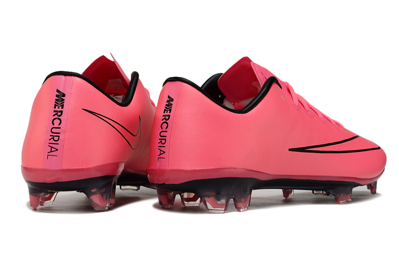 Chuteira Campo Nike Retrô Mercurial Vapor 10 FG Rosa