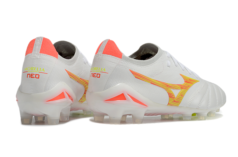 Chuteira Campo Mizuno Morelia Neo 4 Beta FG Branca e Laranja