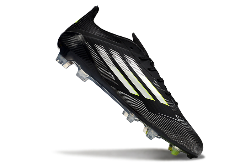 Chuteira Campo Adidas F50 FG Preta e Verde