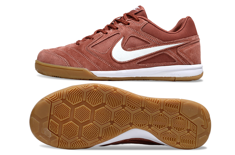 Chuteira Futsal Supreme X Nike SB Gato IC Marrom