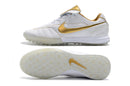 Chuteira Society Nike Retrô Tiempo Legend 7 Elite TF Branca e Dourado R10