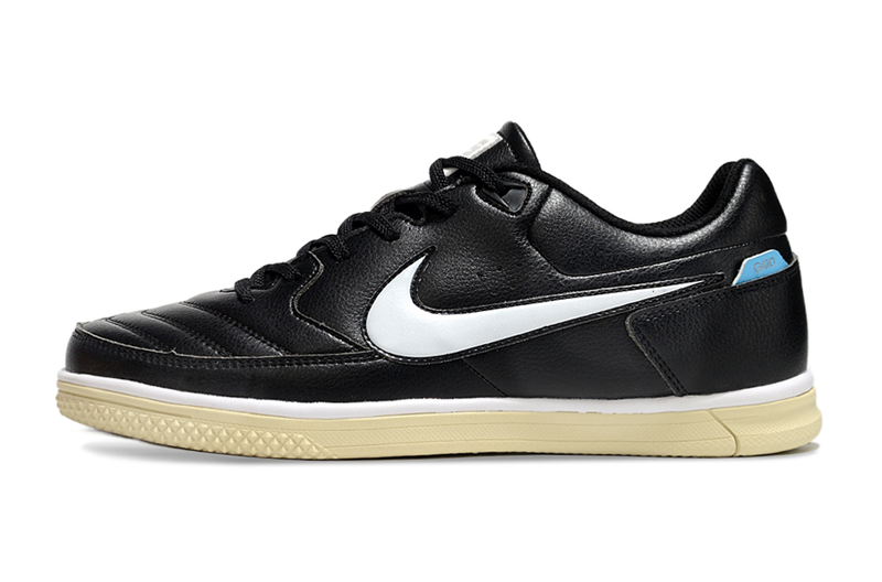 Chuteira Futsal Nike 5 StreetGato IC Preto, Branco e Bege