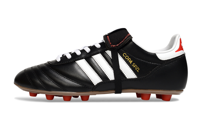 Chuteira Campo Adidas Copa Mundial FG Preta e Branca