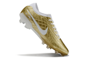 Chuteira Campo Nike Tiempo Legend 10 Elite FG Dourada e Branca