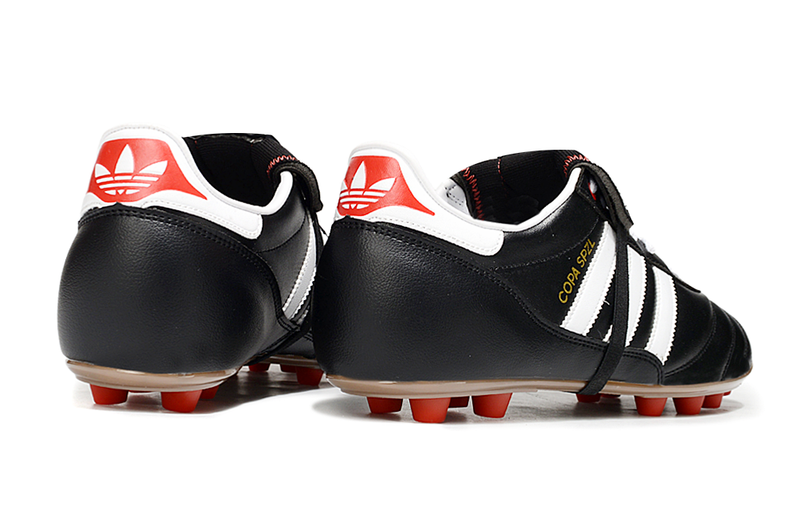 Chuteira Campo Adidas Copa Mundial FG Preta e Branca