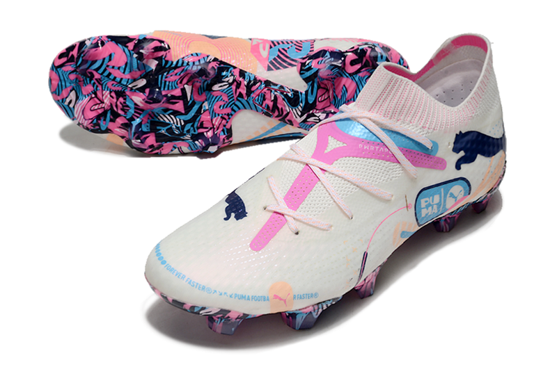 Chuteira Campo Puma Future 7 FG Branca, Azul e Rosa "Volume Up Pack"