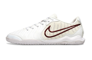 Chuteira Futsal Nike Tiempo Legend 10 Academy IC Branca e Vermelho "Chromatic"