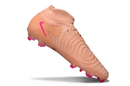 Chuteira Campo Nike Phantom Luna 2 Elite FG Rosa