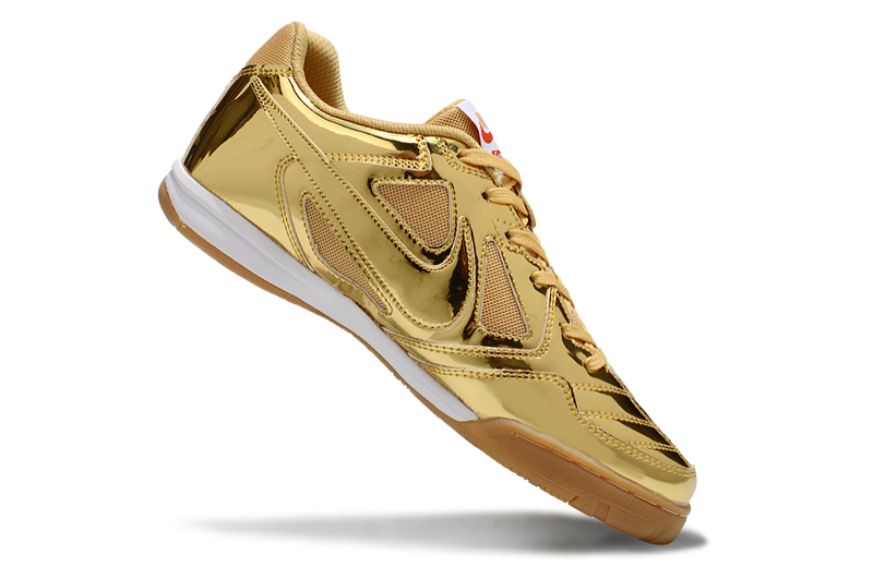 Chuteira Futsal Supreme X Nike SB Gato IC Dourado