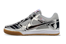 Chuteira Futsal Supreme X Nike SB Gato IC Prata